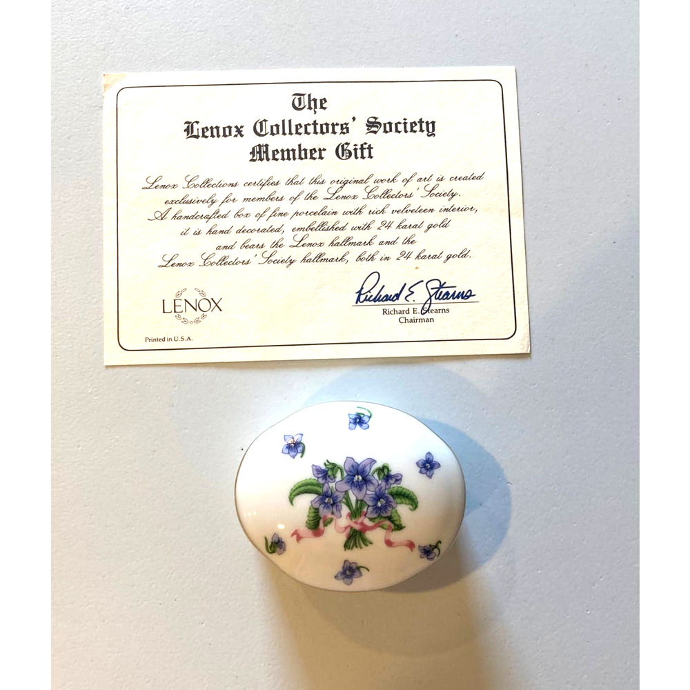 Lenox Collectors’ Society member gift Porcelain box 1992 Fine Porcelain